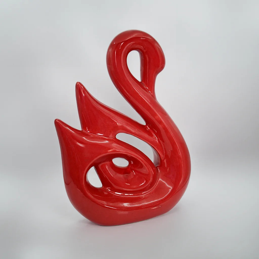 Crimson Swan Decor