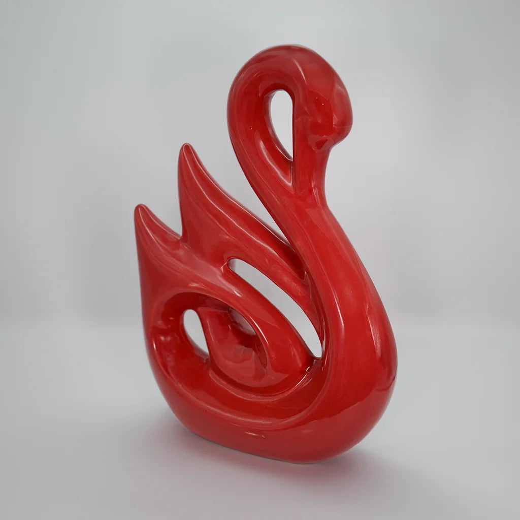 Crimson Swan Decor