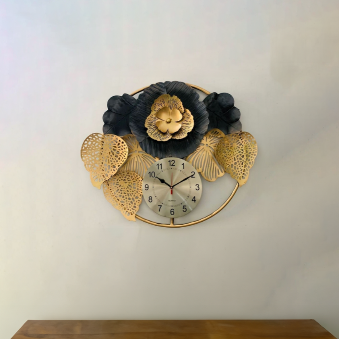 Eye Catching Amazing Clock Wall Decor, Beautifully Surrounded by Crafted Flower