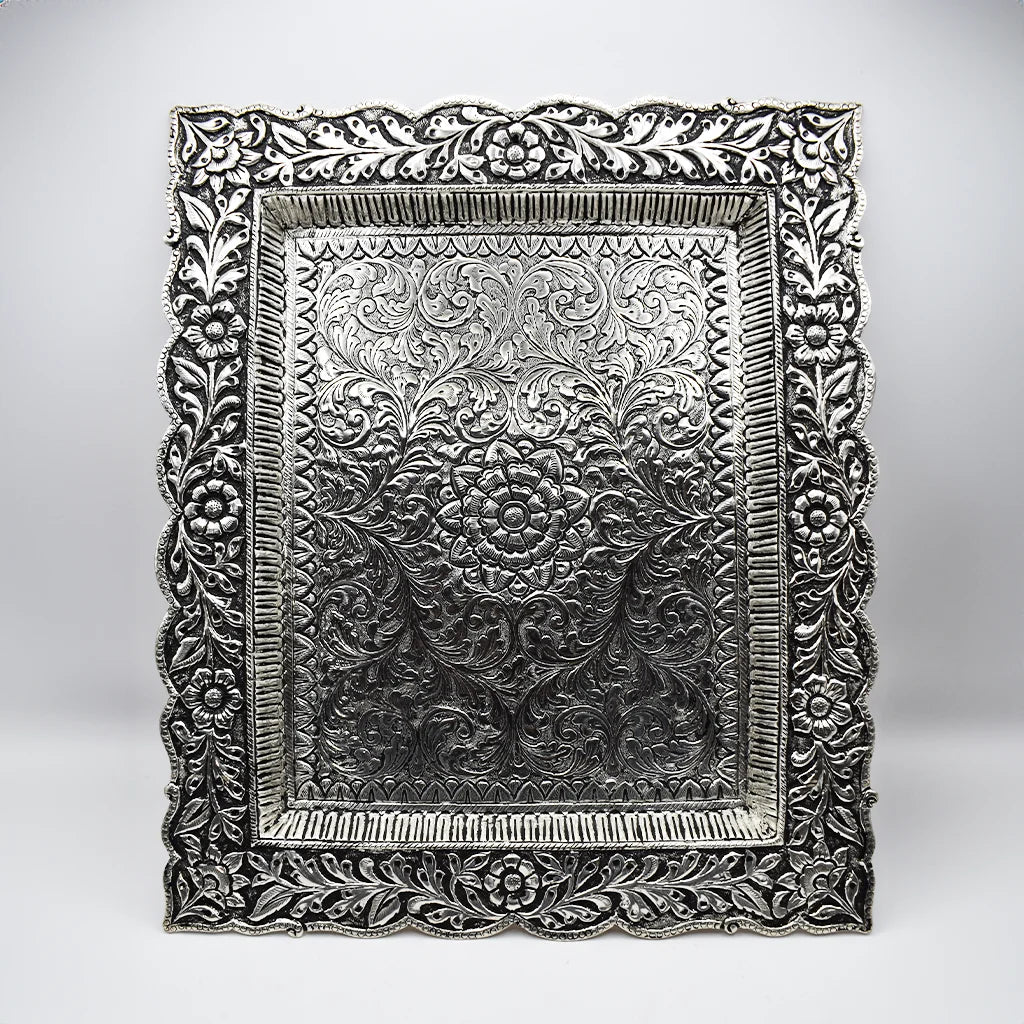 Handicraft Silver Elegance Tray – Premium Silver Serving Tray with Intricate Designs, Ideal for Luxury Table Settings and Elegant Occasions