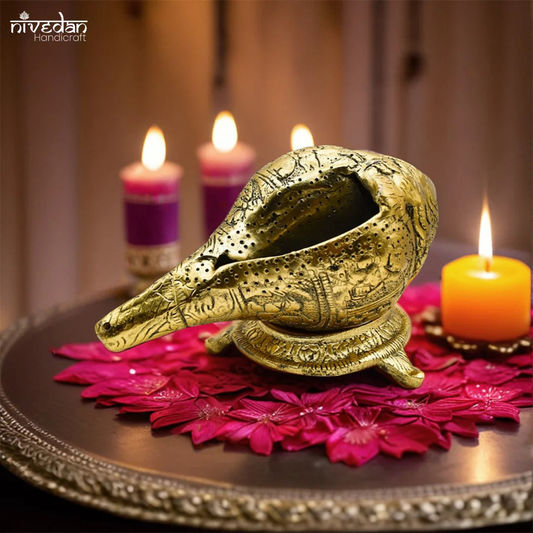 Ornate Golden Shankh Metal Craft - Exquisite Aluminum Handicraft by Tanutra for Modern Elegance